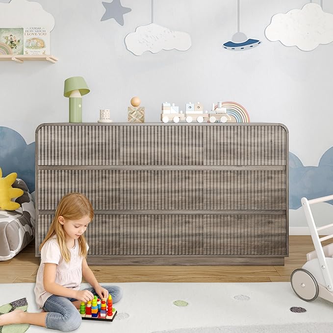 Dresser for Bedroom with 9 Drawers, Fluted Chest of Drawers with Round Curved Corner, Hidden Handles, Modern Wood Storage Organizer for Bedroom, Nursery, Living Room