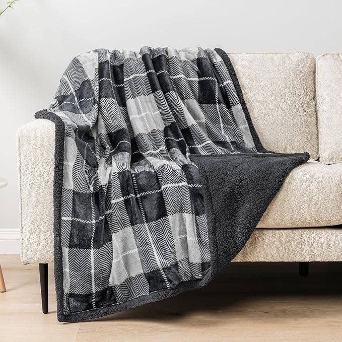 PAVILIA Charcoal Dark Grey Sherpa Throw Blanket for Couch, Plush Flannel Fleece, Soft Fuzzy Cabin for Sofa Bed, Warm Cozy Winter Gift, 50x60