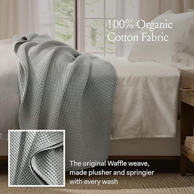 BOLL & BRANCH Waffle Bed Blanket - Twin/Twin XL, Holly - Luxury 100% Organic Cotton - Soft, Lightweight and Breathable - Textured Waffle Weave