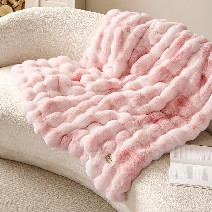 Bedsure GentleSoft Fluffy Pink Bubble Blanket, Fuzzy Soft Faux Fur Throw Blanket for Couch, Faux Fur Decor Gifts for Teenage Girls, Thick Warm Furry Cozy Gifts for Women, Tie-dye Pink, 50x60 Inch