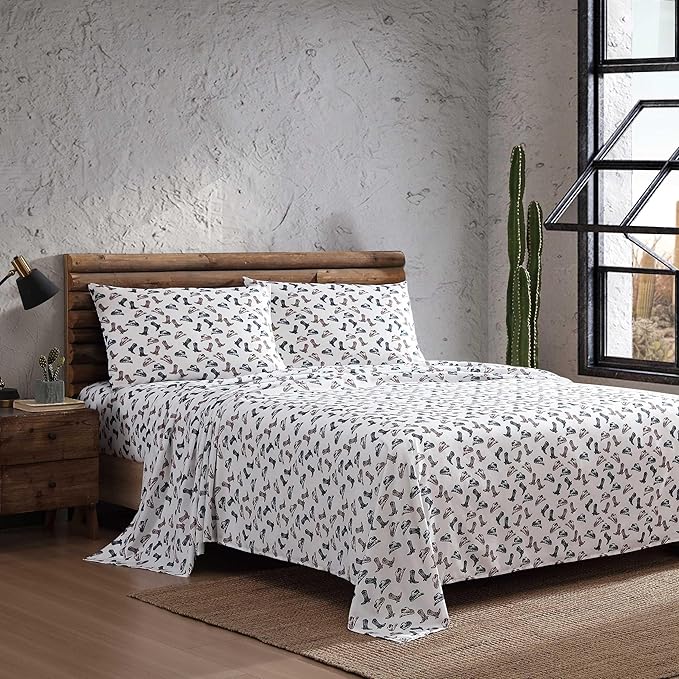 Wrangler - Full Bed Sheets, Ultra-Soft & Lightweight Bedding with Matching Pillowcases, Lightweight Bed Set for All Season Comfort, Oeko-Tex Certified (Boots N Hats Black)