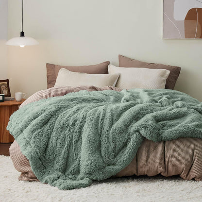 Bedsure GentleSoft Fluffy Sage Green Throw Blanket, Sage Green Decor for Room, Soft Cozy Fuzzy Plush Minky Thick Warm Sherpa Fleece Faux Fur Throw Blanket for Couch, Decorative Spring Gifts, 50x60