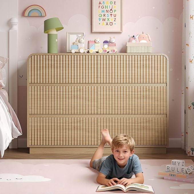 Dresser for Bedroom with 6 Drawers, Fluted Chest of Drawers with Round Curved Corner, Hidden Handles, Modern Wood Storage Organizer for Bedroom, Nursery, Living Room