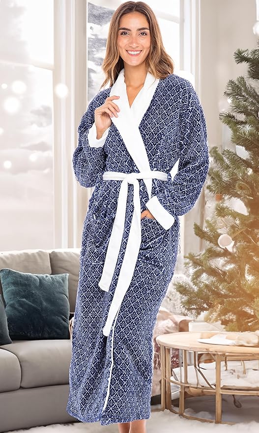 Alexander Del Rossa Plush Robe for Women, Long Fleece Winter Bath Robe, Plus Size