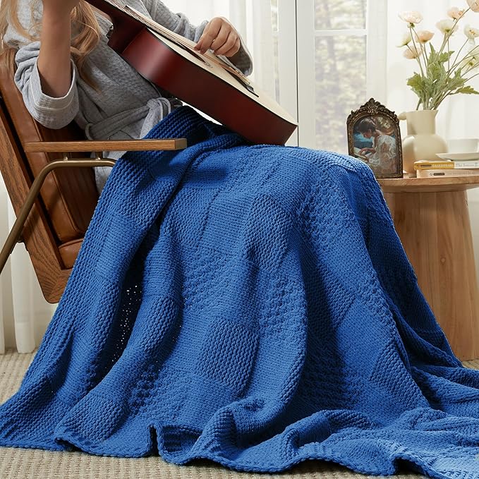 Amélie Home Checkered Chenille Knit Throw Blanket for Couch, Classic Texture Decorative Soft Blanket for Sofa, Chair & Bedroom, 50"x60", Blue