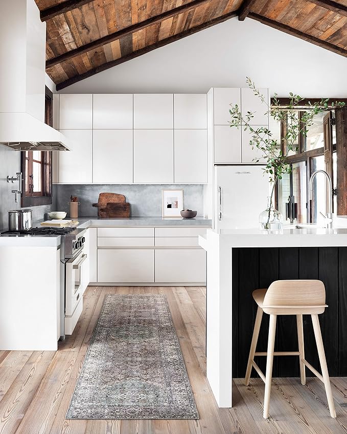 Loloi Layla Collection LAY-06 Taupe/Stone 3'-6" x 5'-6" .13" Thick Accent Rug, Soft, Durable, Vintage Inspired, Distressed, Low Pile, Non-Shedding, Easy Clean, Printed, Living Room Rug