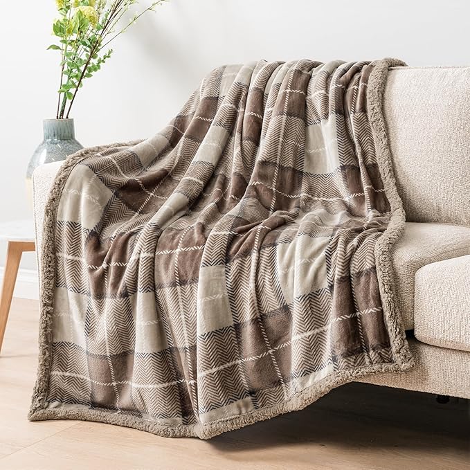 PAVILIA Taupe Plaid Sherpa Throw Blanket for Couch Twins, Soft Fuzzy Cabin Blanket and Throws, Warm Cozy Winter Gift Blanket, 60x80