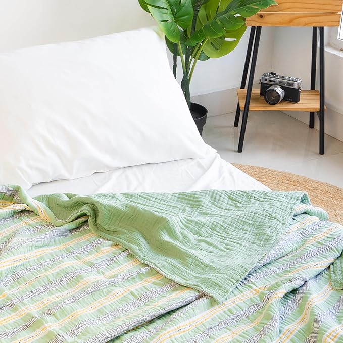 Salt Earth 100% Cotton Muslin Blanket, Gauze Blanket 55"X75" Twin, 6 Layered for Couch, Bed, Living Room, Home, Lightweight & All Season Blankets & Throws, Easy wash, Skin Friendly (Jadeite/Print)