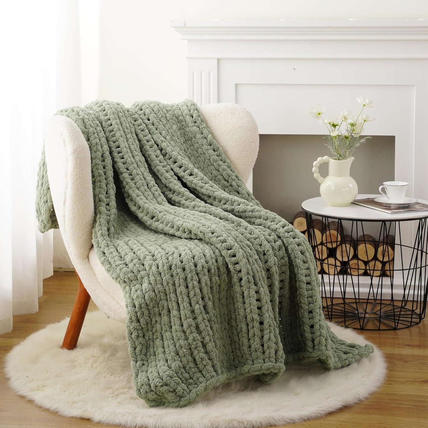 Battilo Chunky Knit Throw Blanket, Soft and Thick Chenille Throw Blanket, 50"x60" Handmade Cable Knit Crochet Blanket, Large Rope Knot Throw Blankets for Couch Sofa Bed Home Decor, Light Green